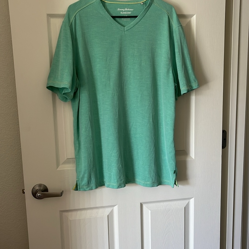 Men's Green V-Neck Shirt